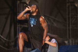 Rock In Rio III: Derrick Green of Sepultura