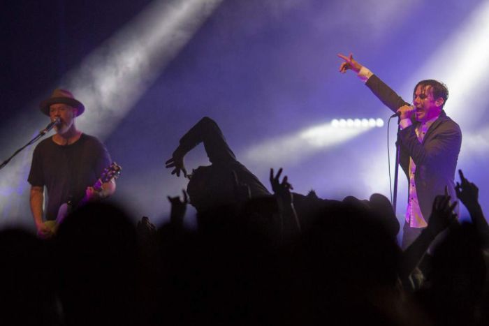 Grinspoon on stage at Lismore