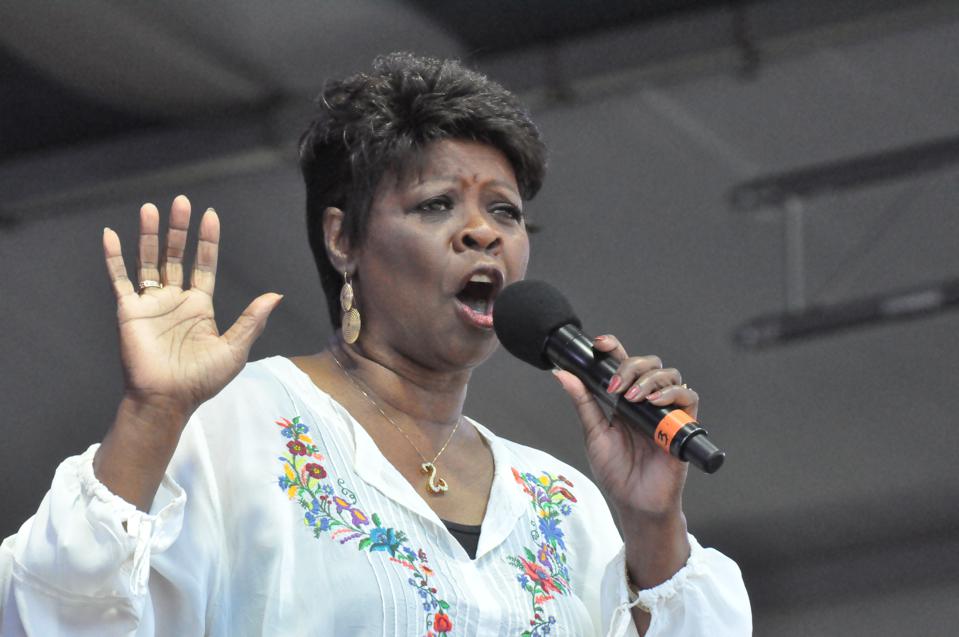 Irma Thomas belting the blues